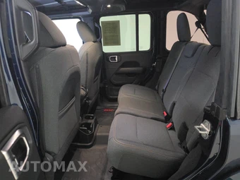 2025 Jeep Wrangler 4 Door Sahara - miniatura 13