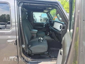 2025 Jeep Wrangler 4 Door Sport - miniatura 18