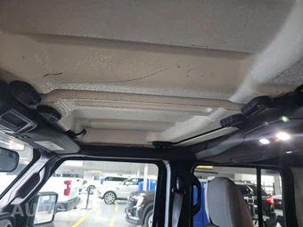 2025 Jeep Wrangler 4 Door Sport S - miniatura 17