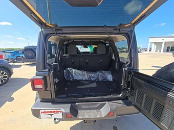 2025 Jeep Wrangler 4 Door Willys - miniatura 14