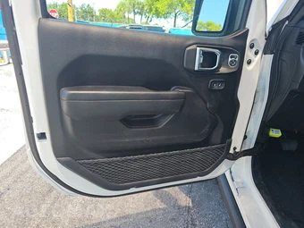 2025 Jeep Wrangler 4 Door Willys - miniatura 9