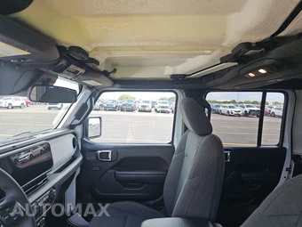 2025 Jeep Wrangler 4 Door Willys - miniatura 18