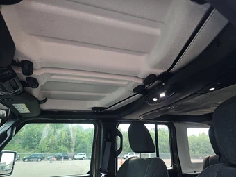 2025 Jeep Wrangler 4 Door Willys - miniatura 18