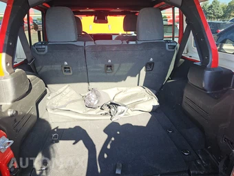 2025 Jeep Wrangler 4 Door Willys - miniatura 16