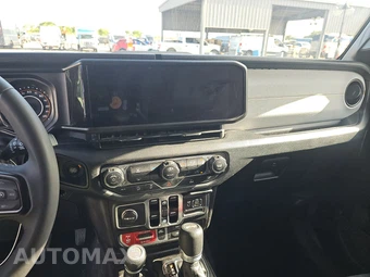 2025 Jeep Wrangler 4 Door Willys - miniatura 11