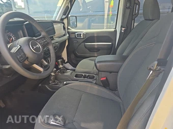 2025 Jeep Wrangler 4 Door Willys - miniatura 7