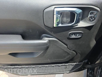 2025 Jeep Wrangler 4 Door Willys - miniatura 9
