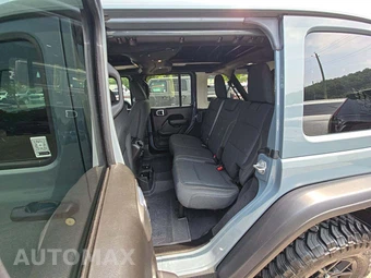 2025 Jeep Wrangler 4 Door Willys - miniatura 10