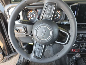 2025 Jeep Wrangler 4 Door Willys - miniatura 10