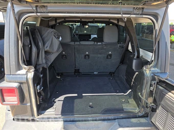 2025 Jeep Wrangler 4 Door Willys - miniatura 16
