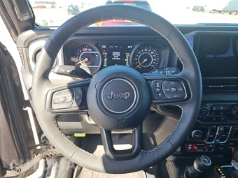 2025 Jeep Wrangler 4 Door Willys - miniatura 10