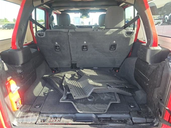 2025 Jeep Wrangler 4 Door Willys - miniatura 16