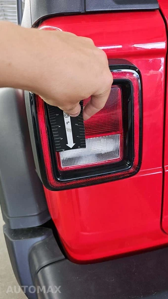 2025 Jeep Wrangler 4 Door Willys - miniatura 21