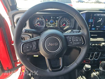 2025 Jeep Wrangler 4 Door Willys - miniatura 10