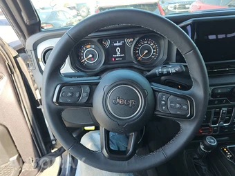 2025 Jeep Wrangler 4 Door Willys - miniatura 10