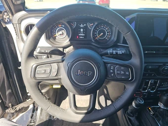 2025 Jeep Wrangler 4 Door Willys - miniatura 10