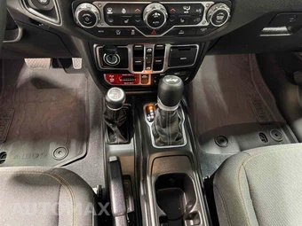 2025 Jeep Wrangler 4 Door Willys - miniatura 13