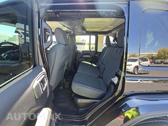2025 Jeep Wrangler 4xe 4 Door Sahara - miniatura 10