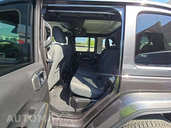 2025 Jeep Wrangler 4xe 4 Door Sahara - miniatura 10