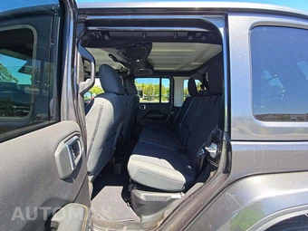 2025 Jeep Wrangler 4xe 4 Door Sahara - miniatura 10