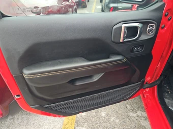 2025 Jeep Wrangler 4xe 4 Door Sahara - miniatura 9