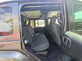 2025 Jeep Wrangler 4xe 4 Door Sahara - miniatura 13