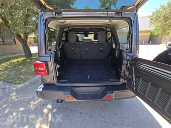 2025 Jeep Wrangler 4xe 4 Door Sahara - miniatura 14