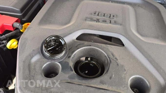 2025 Jeep Wrangler 4xe 4 Door Sahara - miniatura 18