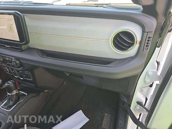2025 Jeep Wrangler 4xe 4 Door Sahara - miniatura 16