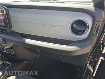 2025 Jeep Wrangler 4xe 4 Door Sahara - miniatura 16