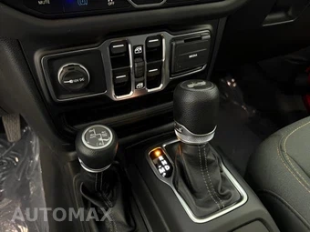 2025 Jeep Wrangler 4xe 4 Door Sahara - miniatura 22