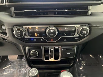 2025 Jeep Wrangler 4xe 4 Door Sahara - miniatura 23