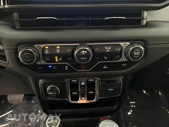 2025 Jeep Wrangler 4xe 4 Door Sahara - miniatura 24