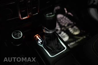 2025 Jeep Wrangler 4xe 4 Door Sahara - miniatura 18