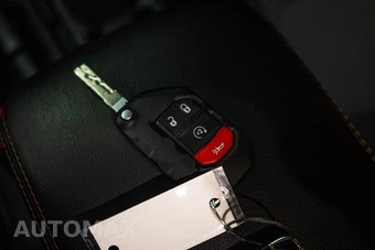2025 Jeep Wrangler 4xe 4 Door Sahara - miniatura 20