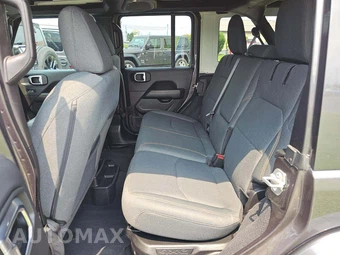 2025 Jeep Wrangler 4xe 4 Door Sahara - miniatura 13