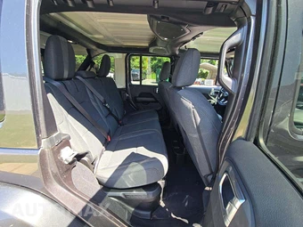 2025 Jeep Wrangler 4xe 4 Door Sahara - miniatura 16