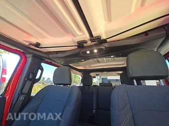 2025 Jeep Wrangler 4xe 4 Door Sahara - miniatura 11