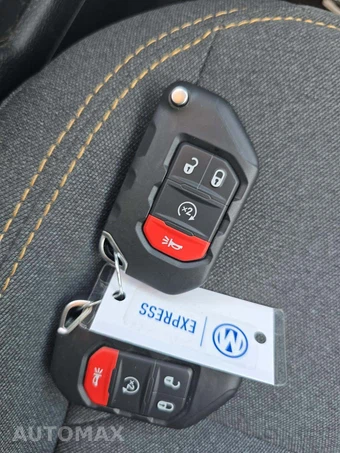 2025 Jeep Wrangler 4xe 4 Door Sahara - miniatura 8