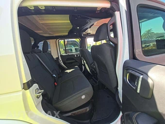 2025 Jeep Wrangler 4xe 4 Door Sahara - miniatura 13