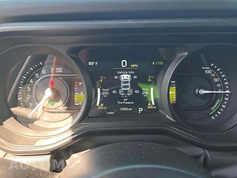 2025 Jeep Wrangler 4xe 4 Door Sahara - miniatura 6