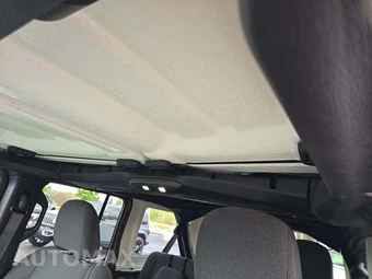 2025 Jeep Wrangler 4xe 4 Door Sahara - miniatura 8