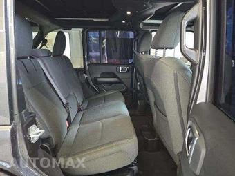 2025 Jeep Wrangler 4xe 4 Door Sahara - miniatura 16