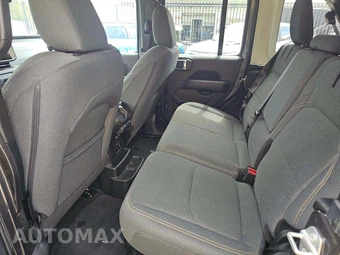 2025 Jeep Wrangler 4xe 4 Door Sahara - miniatura 10