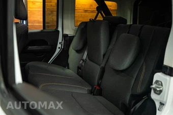 2025 Jeep Wrangler 4xe 4 Door Sahara - miniatura 10