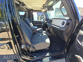2025 Jeep Wrangler 4xe 4 Door Sahara - miniatura 15