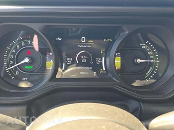 2025 Jeep Wrangler 4xe 4 Door Sahara - miniatura 6
