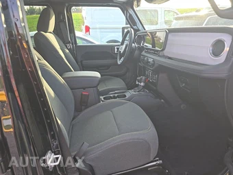 2025 Jeep Wrangler 4xe 4 Door Sahara - miniatura 8