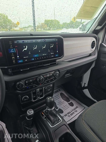 2025 Jeep Wrangler 4xe 4 Door Sahara - miniatura 10