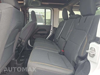 2025 Jeep Wrangler 4xe 4 Door Sahara - miniatura 13